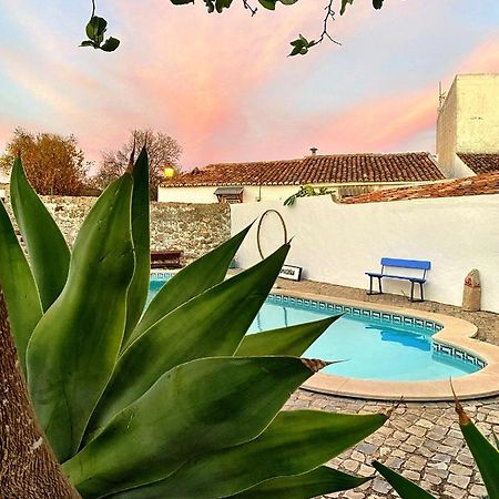 Casa Do Torreao Bed & Breakfast Salir Екстериор снимка